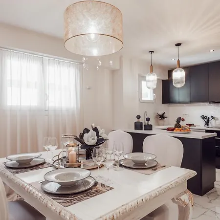 Maison Downtown Luxury Apartments! * Zákinthosz