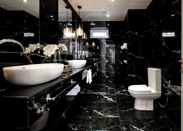 Апартаменты Maison Downtown Luxury Apartments! Закинтос