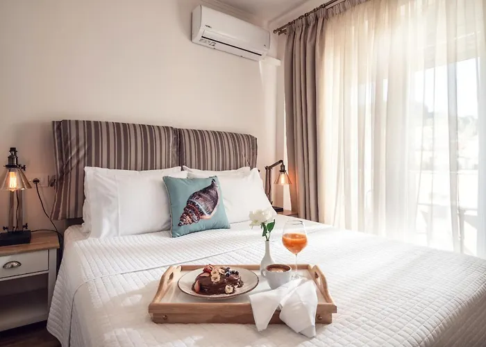 Апартаменты Maison Downtown Luxury Apartments!
