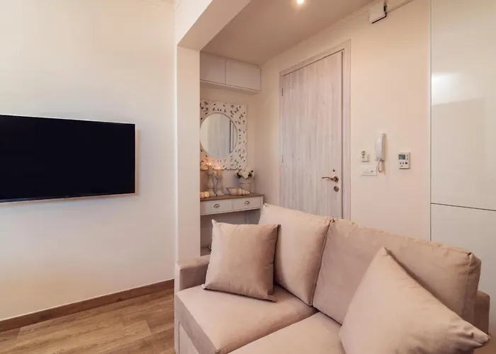 Maison Downtown Luxury Apartments! Апартаменты Закинтос