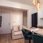 Maison Downtown Luxury Apartments! Апартаменты Закинтос